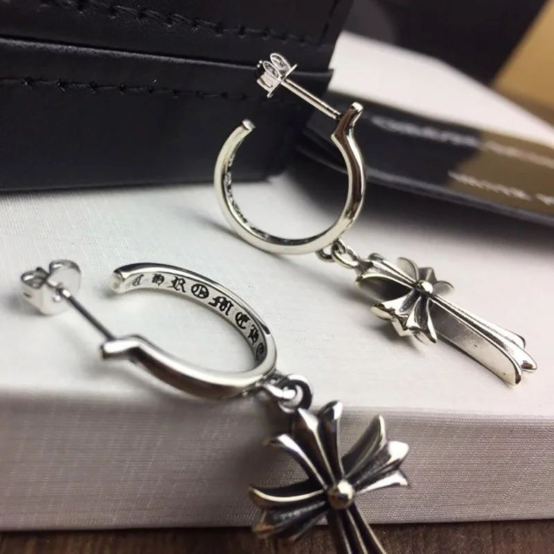 ☆超人気☆ クロムハーツ ピアス コピー CROSS HOOP クロス フープ イヤリング Kud76446