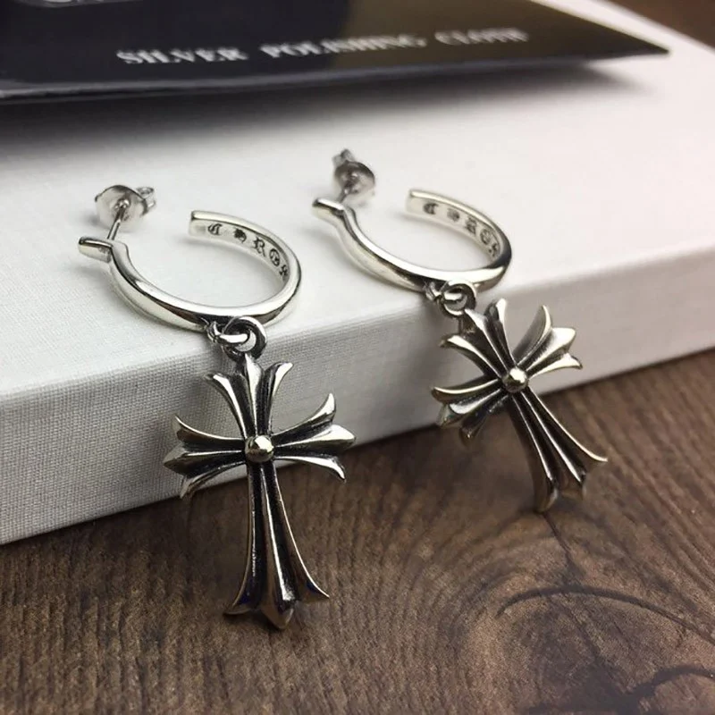 ☆超人気☆ クロムハーツ ピアス コピー CROSS HOOP クロス フープ イヤリング Kud76446