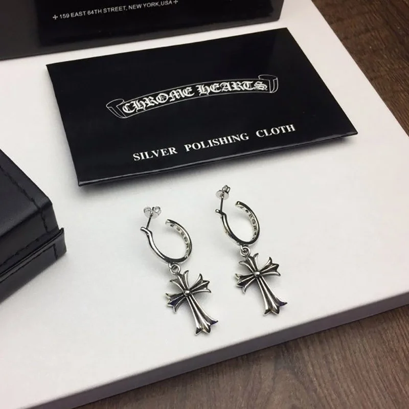☆超人気☆ クロムハーツ ピアス コピー CROSS HOOP クロス フープ イヤリング Kud76446
