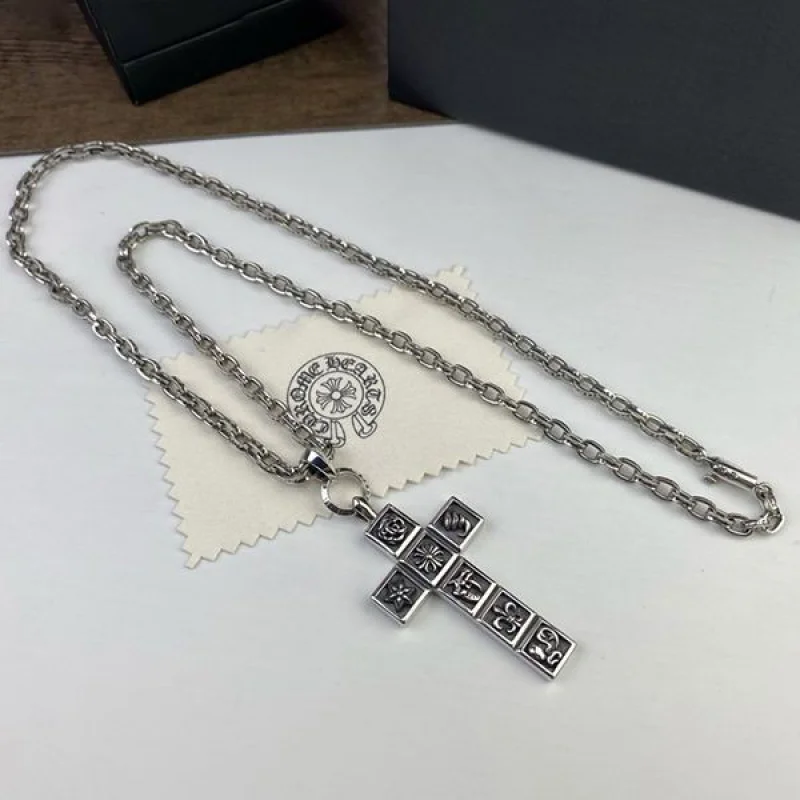 最新でオシャレクロムハーツ ネックレス コピー ダガー シルバー Kuh86357
