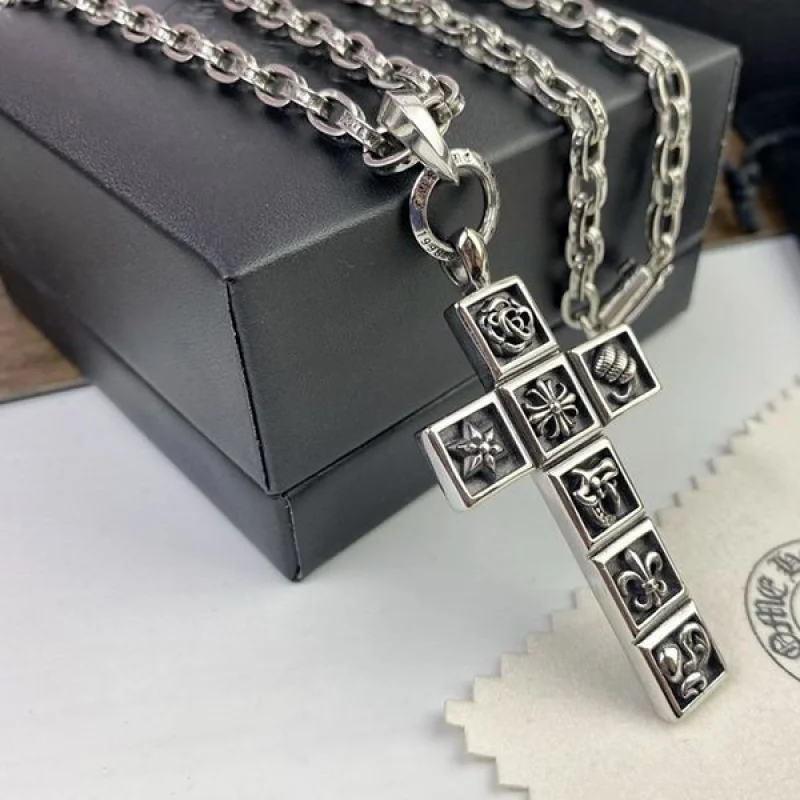 最新でオシャレクロムハーツ ネックレス コピー ダガー シルバー Kuh86357