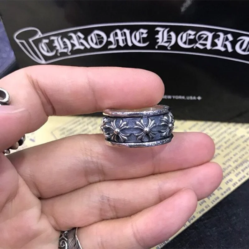 送料込 クロムハーツ フローラルクロス リング CH コピー Kuj10471