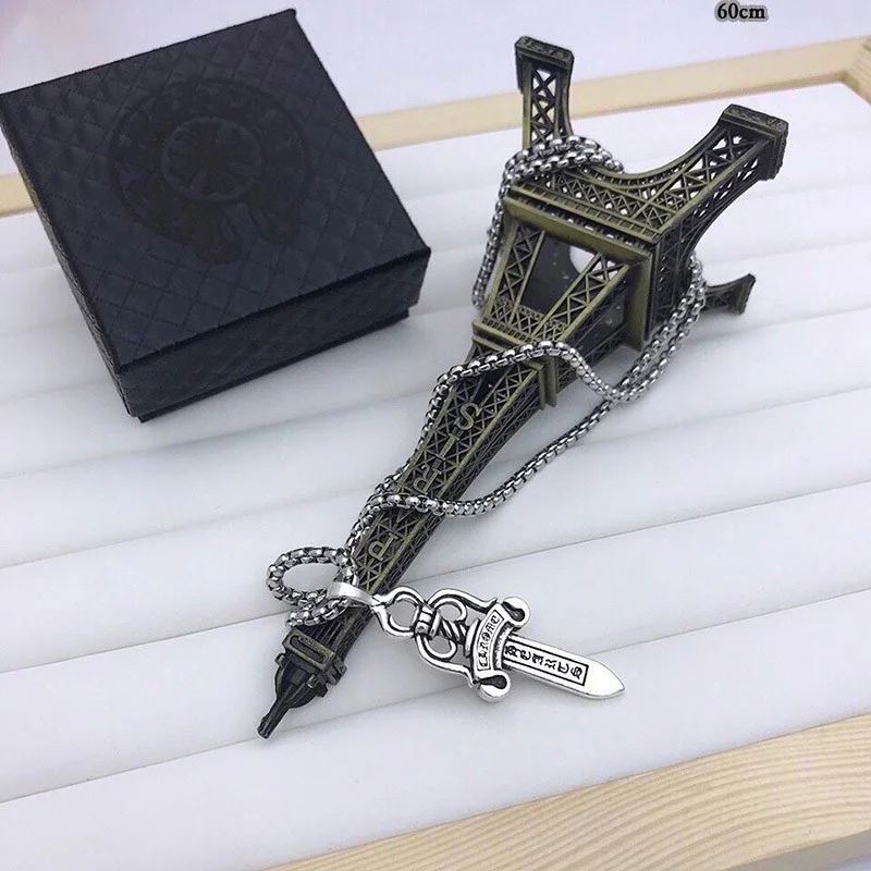 目を惹くカラー クロムハーツ ネックレス コピー #5 ダガー Dagger チャーム Kuj79060