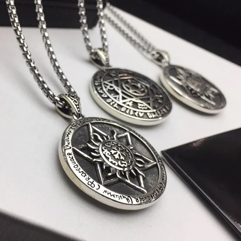 ★関税/送料込★クロムハーツ ネックレス コピー スター スモール チャーム シルバー Kuo61908