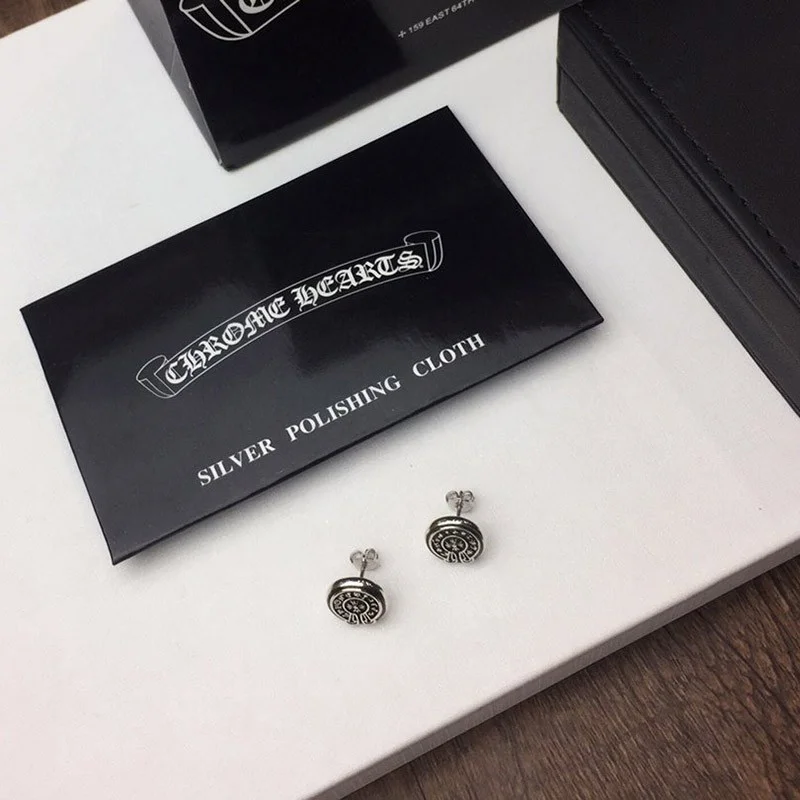 【日本未発売】【クロムハーツ ピアス コピー】CH プラス クロスボール ピアス シルバー Kur15444