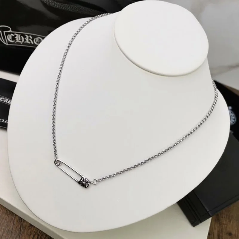 《大人気》クロムハーツ 安全ピン ネックレス 偽物 CH プラス Safety Pin 41cm Kur96573
