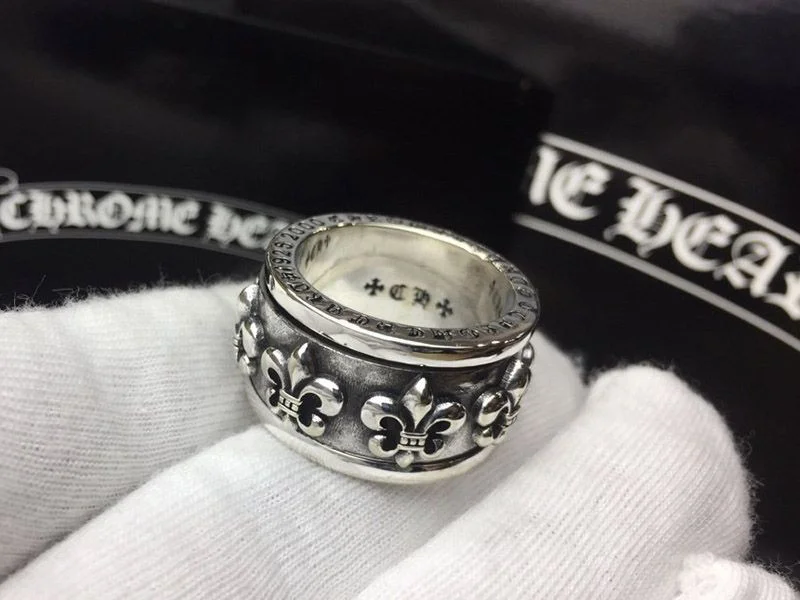 高品質♪♪♪クロムハーツ BSフレアコピー 指輪 CHクロス Kuu89780