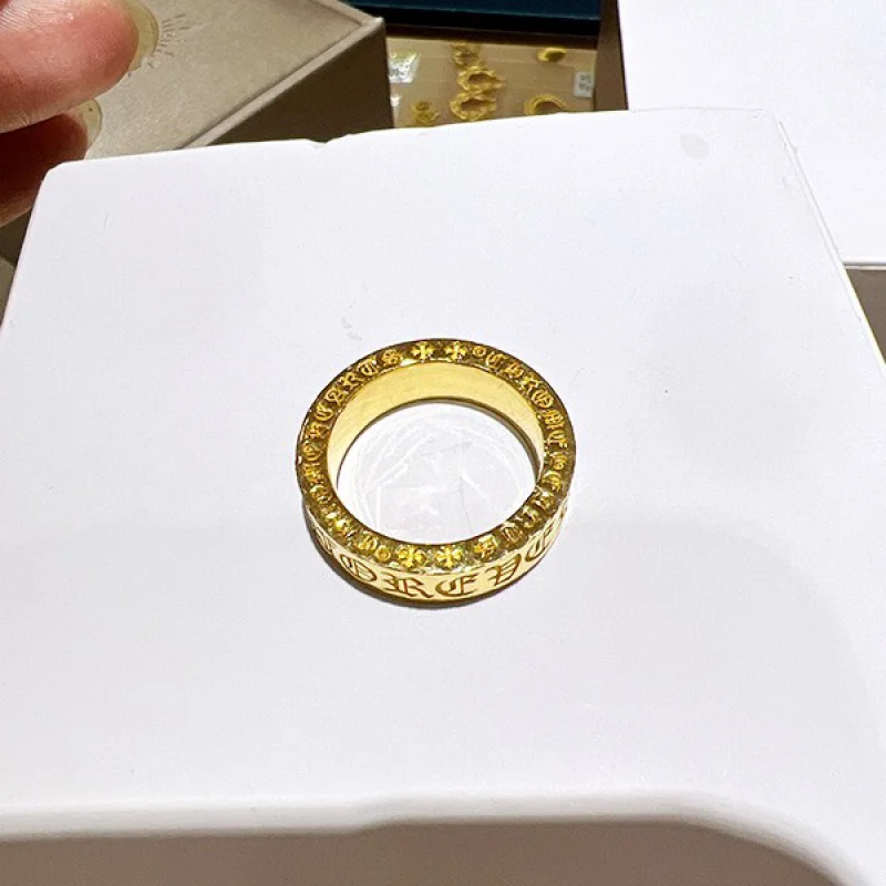クロムハーツ CHプラス コピー クロス 22k ゴールド リング Kuy16796