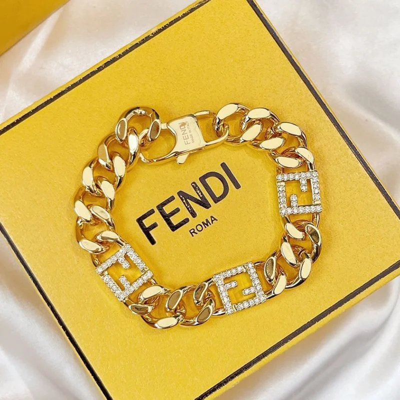 日本未発売★フェンディ★バゲット FFモチーフ ブレスレット コピー Gold few94621