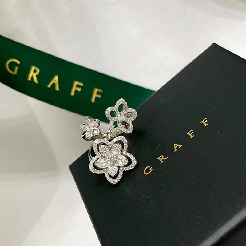 最安値挑戦 グラフ コピー GRAFF トリプル バタフライ シルエット ダイヤモンド リング RGR790