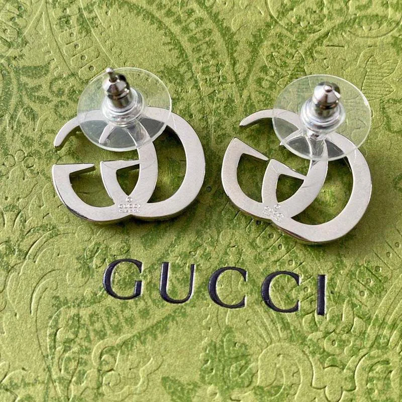 100%実物写真!グッチ/ランニングG 18Kゴールド & ダイヤモンド ピアス 偽物 guh47337