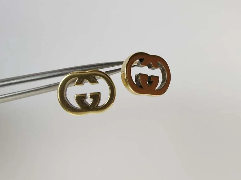 《大人気》グッチ 18k イエローゴールド Interlocking G ピアス コピー guq61214