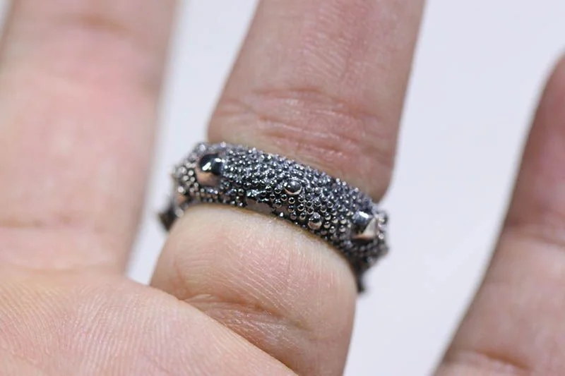 《大人気》グッチ タイガーヘッド コピー シルバーリング *ギフトに◎12mm gux37839