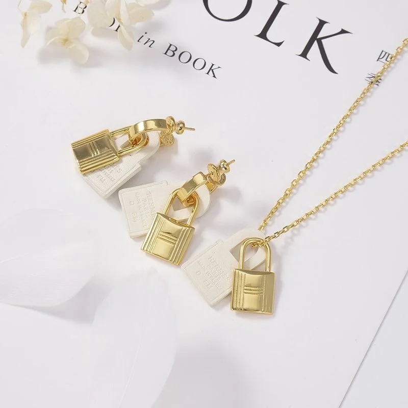 定番【人気】★エルメス コピー★オケリー ピアス 4色 H078851CK18