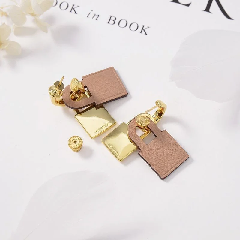 定番【人気】★エルメス コピー★オケリー ピアス 4色 H078851CK18