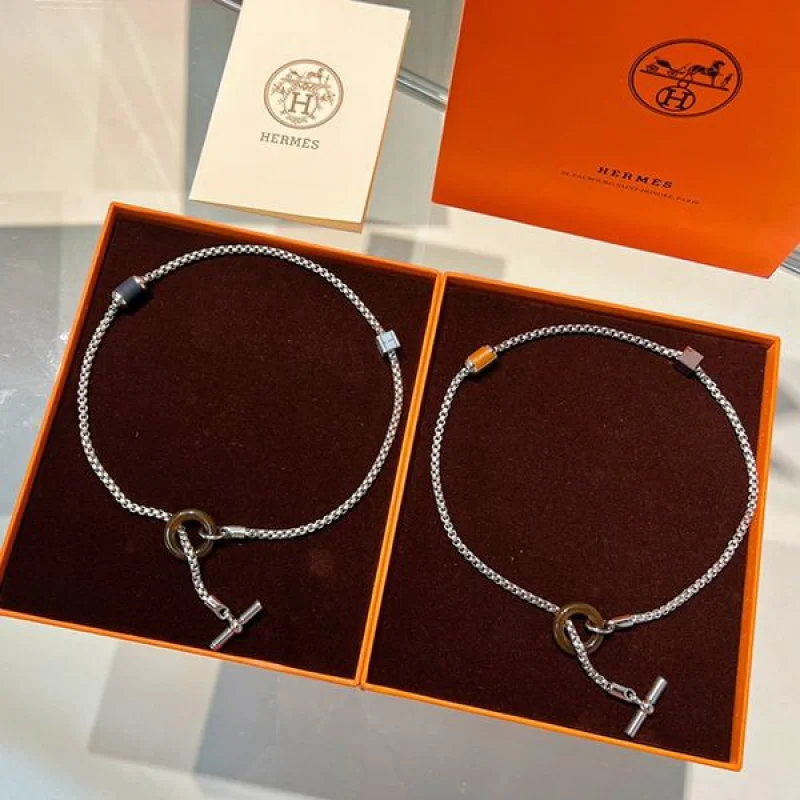 入手困難品!エルメス ホーンリング ペンダン 偽物 erc97101