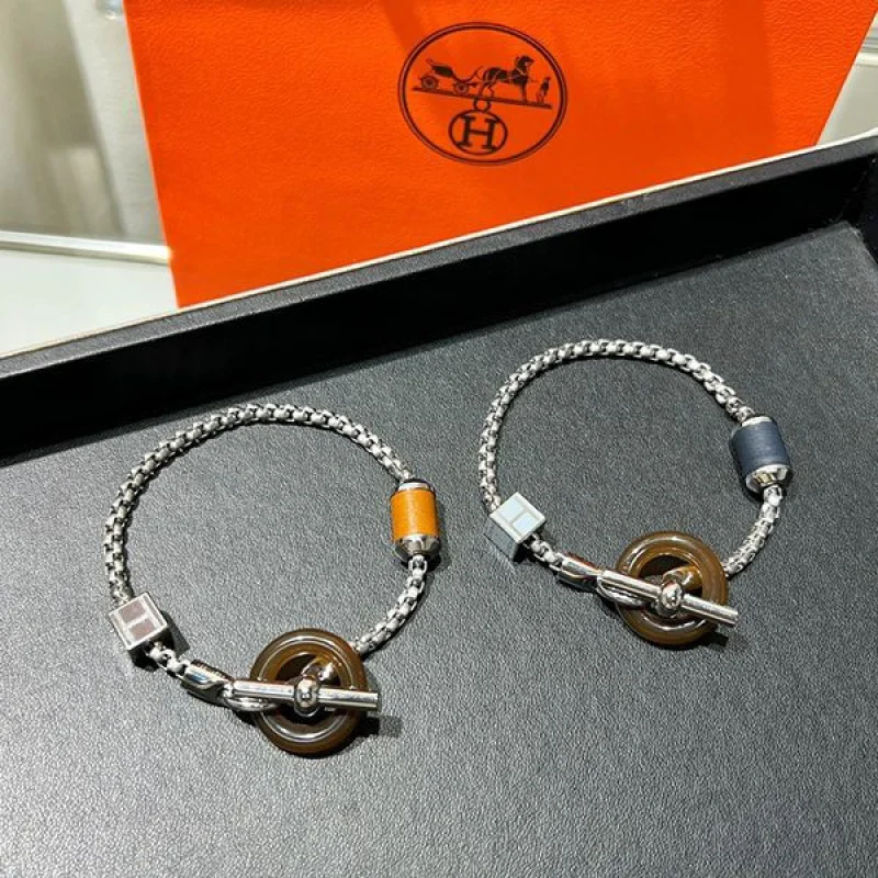 エルメス シルバー ブレスレット 偽物 ホーンリング eru36251