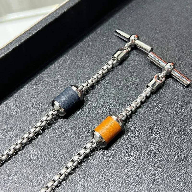 エルメス シルバー ブレスレット 偽物 ホーンリング eru36251