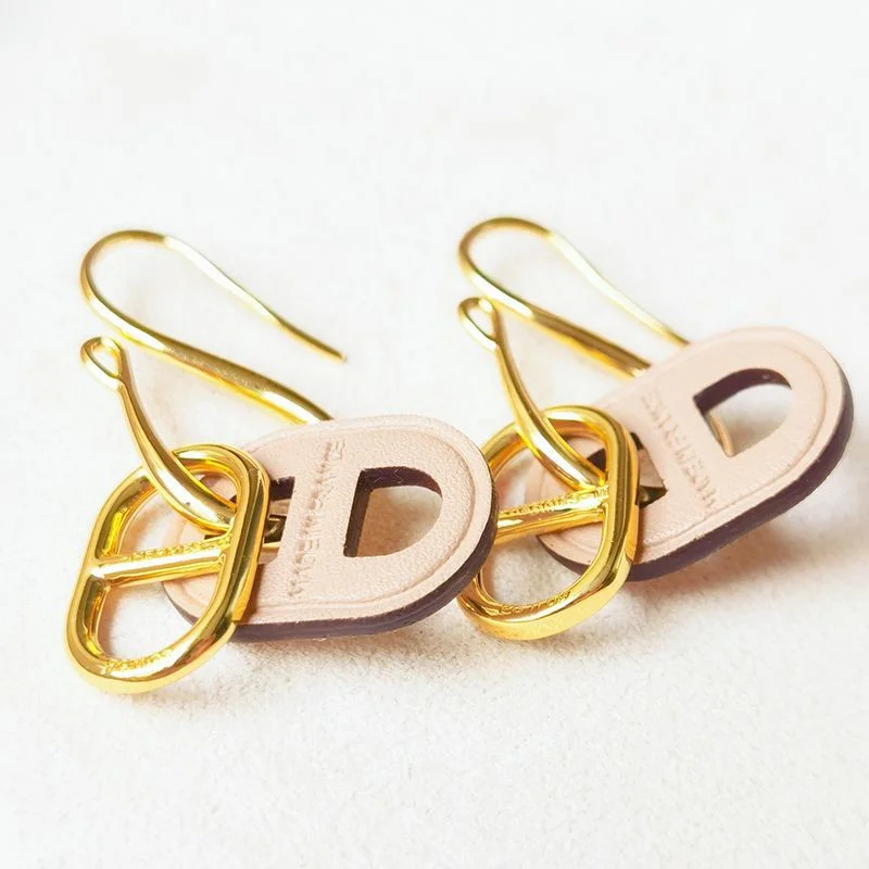 国内発すぐ届く☆エルメス OMaillon コピー オーマイヨン ピアス ery39206