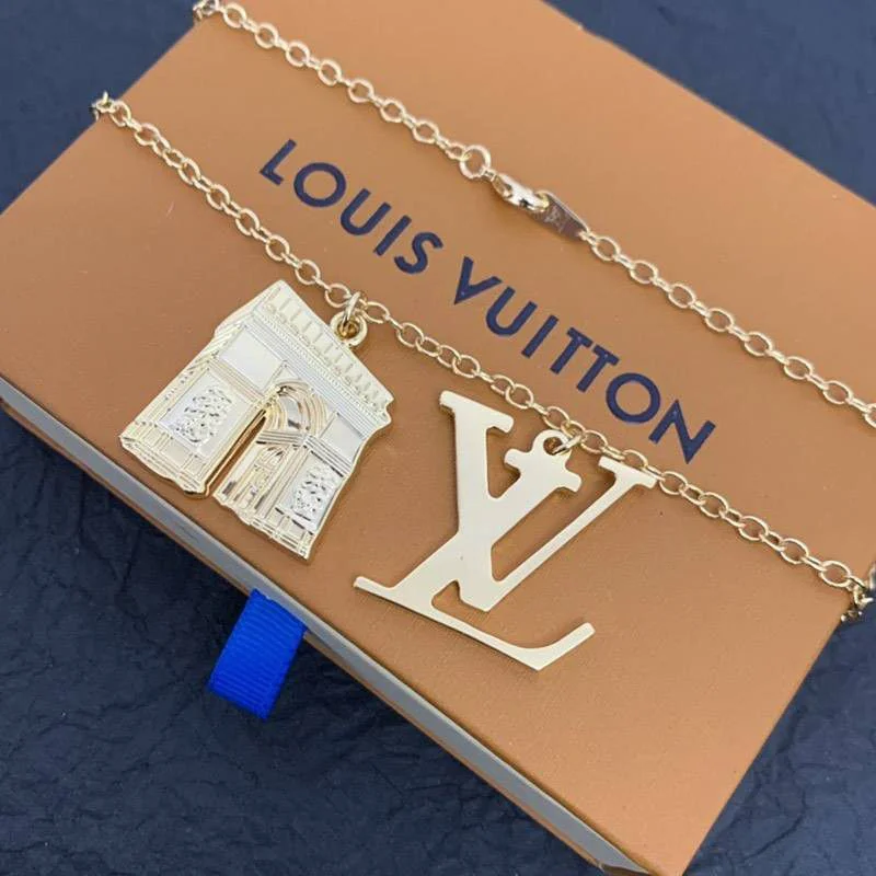 日本未入荷ルイヴィトン 偽物 ペンダント・LV &amp; パリ アーク デ トリオンフ vuj42504