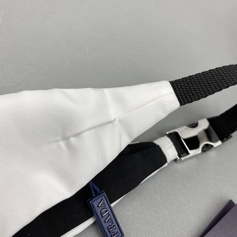 ギフトに最適♪ プラダ ナイロン ヘッドバンド コピー pul86397