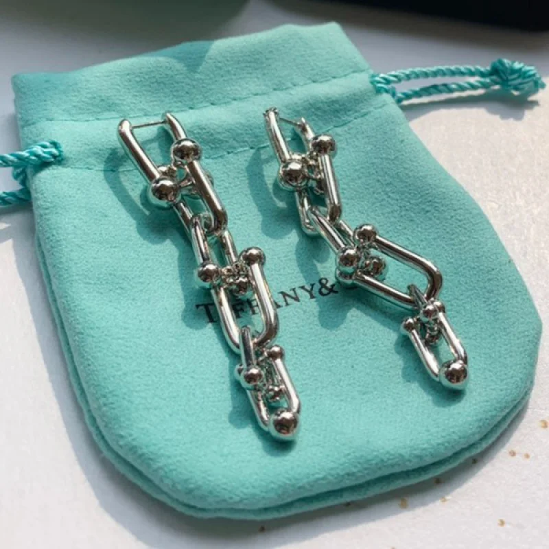定番 ティファニー ハードウエア Graduated Link ピアス コピー Tia20282