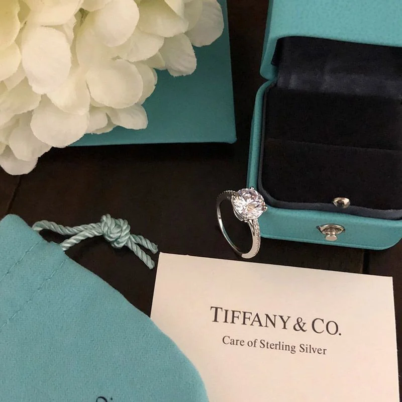 定番【Twiceサナさん着用】ティファニー Soleste 婚約指輪 リング 偽物 Tim50908