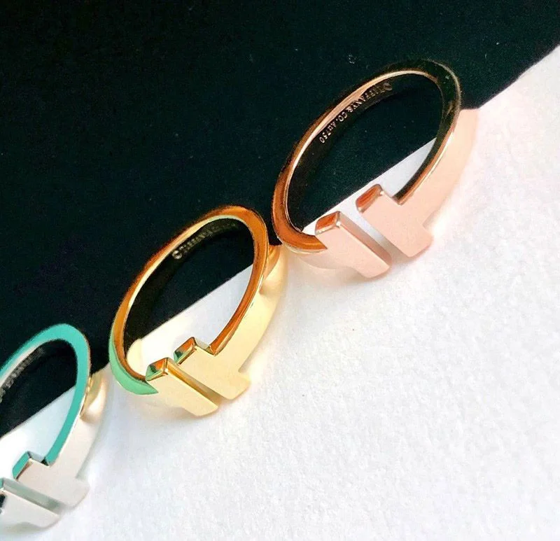 人気急上昇 ティファニー T ワイヤー リング 偽物 18K Tio45473