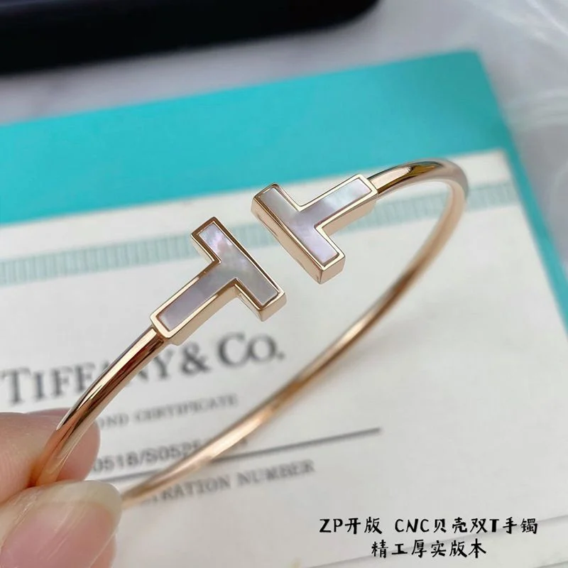 定番 ティファニー T ダイヤモンド 偽物 ワイヤーブレスレット Tis41769