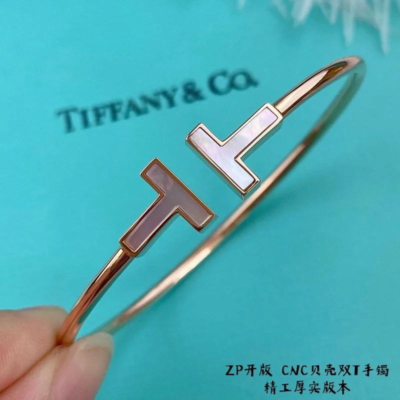 定番 ティファニー T ダイヤモンド 偽物 ワイヤーブレスレット Tis41769