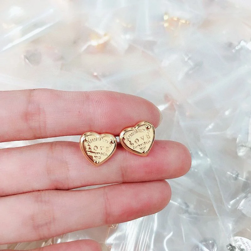 定番 ティファニー 偽物 RTT ハート ピアス ミニ Tiw46975