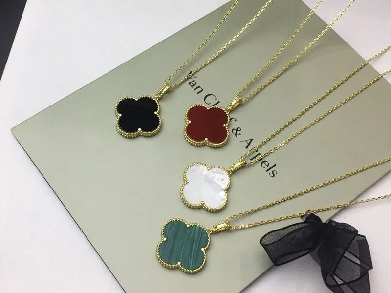 完売必至 ★ヴァンクリーフ&アーペル★ヴィンテージアルハンブラコピー★ペンダント vag04070