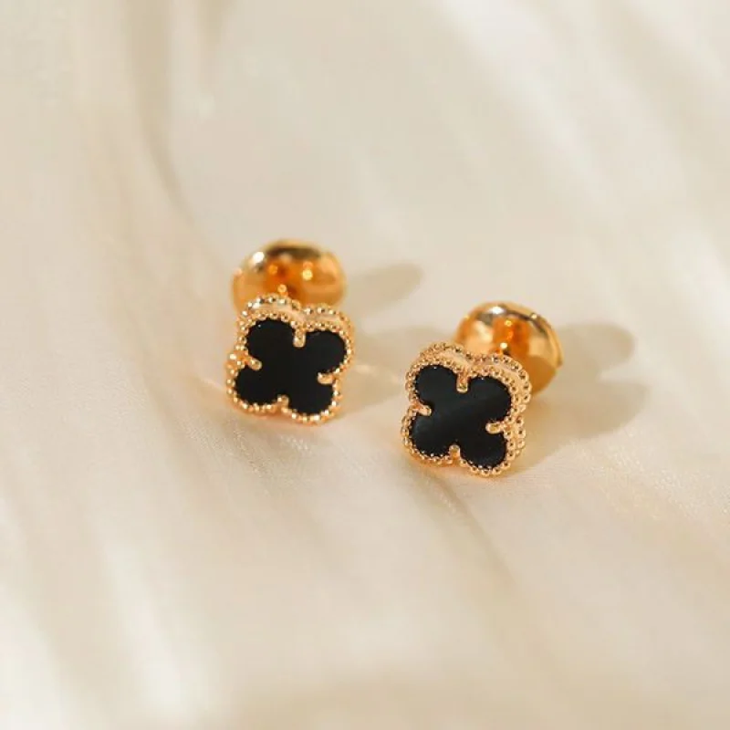 可愛い ヴァンクリーフ＆アーペル アルハンブラ ピアス 偽物 vah04662