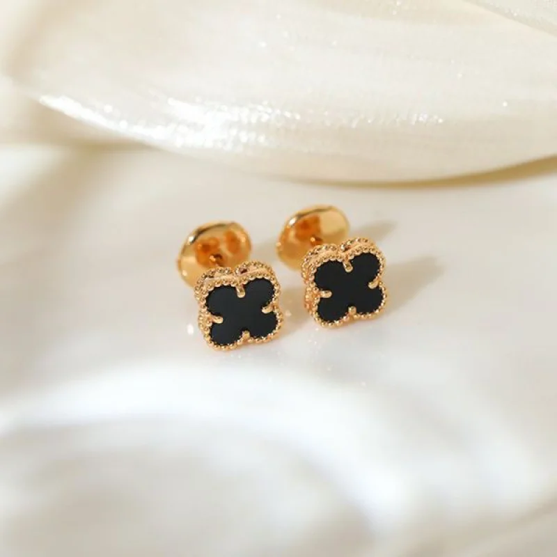 可愛い ヴァンクリーフ＆アーペル アルハンブラ ピアス 偽物 vah04662