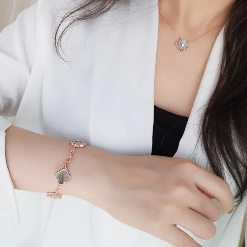 欲しい♡超限定♪ヴァンクリーフ&アーペル*ヴィンテージコピー アルハンブラ ブレスレット vah27940