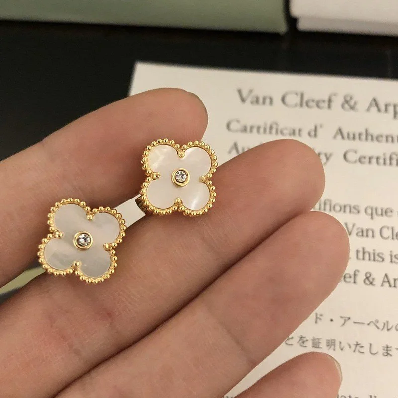 可愛い ヴァンクリーフ&amp;アーペル イエローゴールドピアス 偽物 イヤリング vao38051