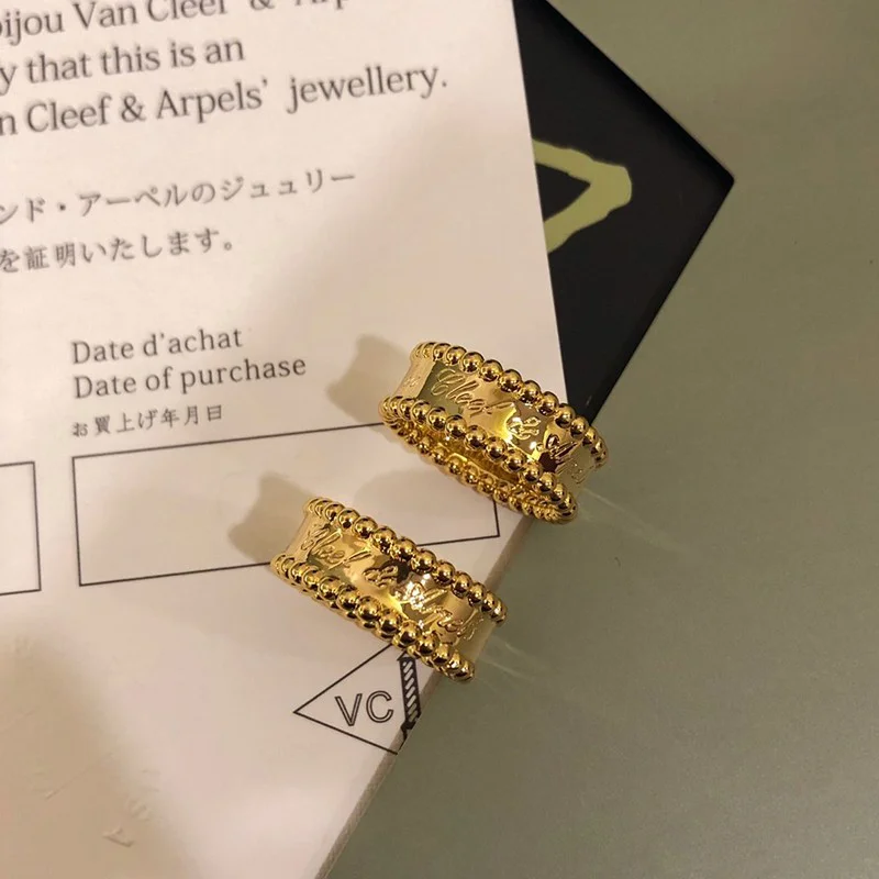 人気急上昇 ☆ヴァンクリーフ&amp;アーペル☆ ペルレ シニアチュール ロゴリング VCARO3Y600