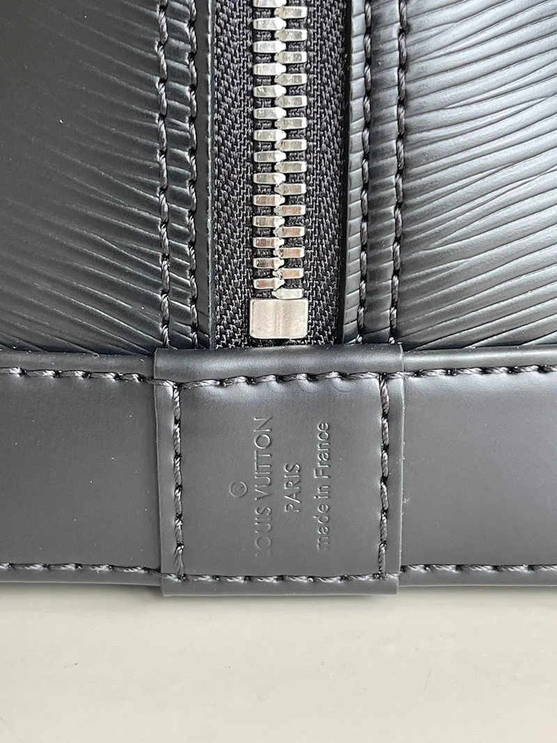 ルイヴィトンハンドバッグスーパーコピー 人気 エピ 2つのモデル M40302