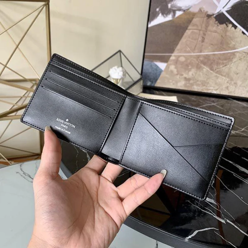 新作★ルイヴィトン 財布偽物 ダミエ ポルトフォイユ・ミュルティプル LV20223