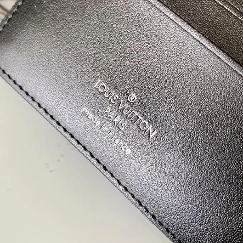 新作★ルイヴィトン 財布偽物 ダミエ ポルトフォイユ・ミュルティプル LV20223