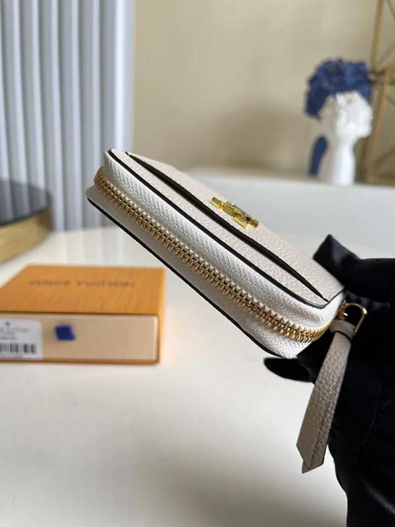 新品ルイヴィトン 財布 コピージッピー コイン パース ラッピングM80100