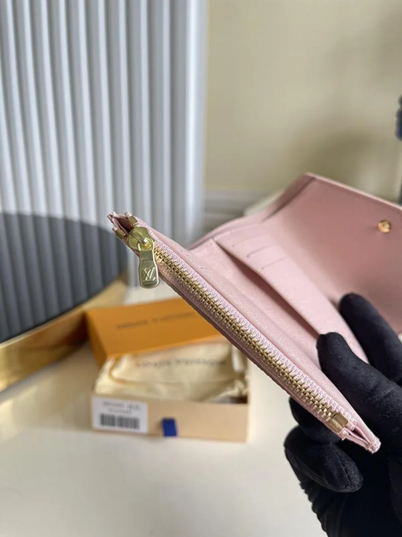 ルイヴィトン 財布 偽物ポルトフォイユ ヴィクトリーヌ M80388