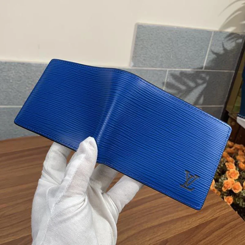 新品ルイヴィトン 財布 ポルトフォイユ・ミュルティプル M80770偽物