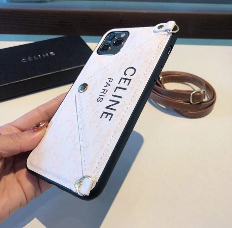 送料込【セリーヌ コピー】NEW♪ストラップ付き iPhone 11/12 Pro ケース Cep38164