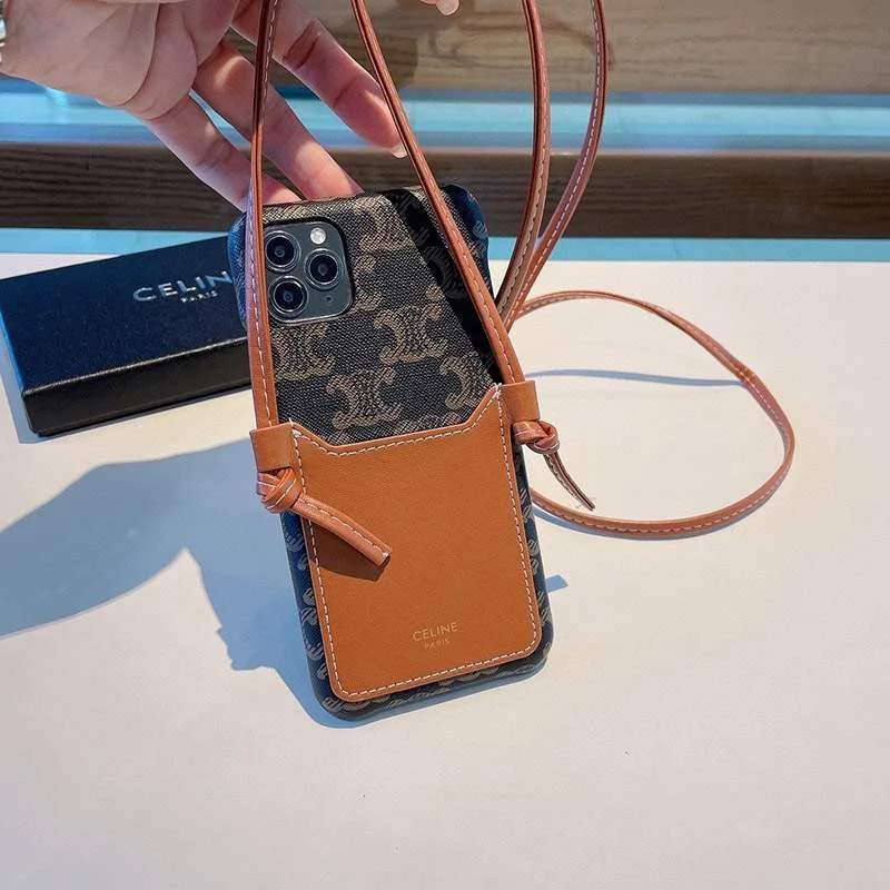 人気No1 セリーヌ☆トリオンフ 偽物ストラップ付き iPhone11/12 pro ケース Ces66233