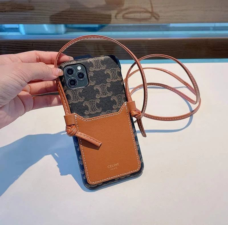人気No1 セリーヌ☆トリオンフ 偽物ストラップ付き iPhone11/12 pro ケース Ces66233