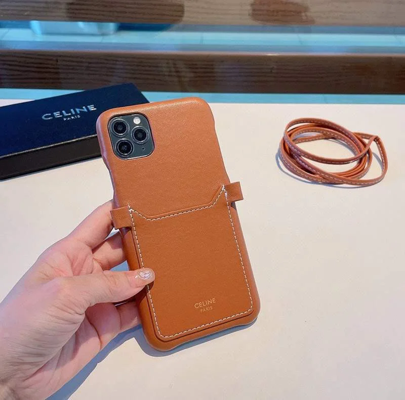 セリーヌ☆トリオンフ コピーストラップ付き iPhone11/12 pro ケース♪ Ces83619