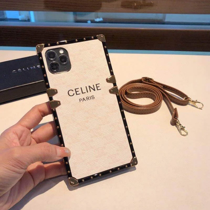 セール新作 セリーヌ☆iPhone11/12 pro ケース 偽物♪ストラップ付き Cew28262