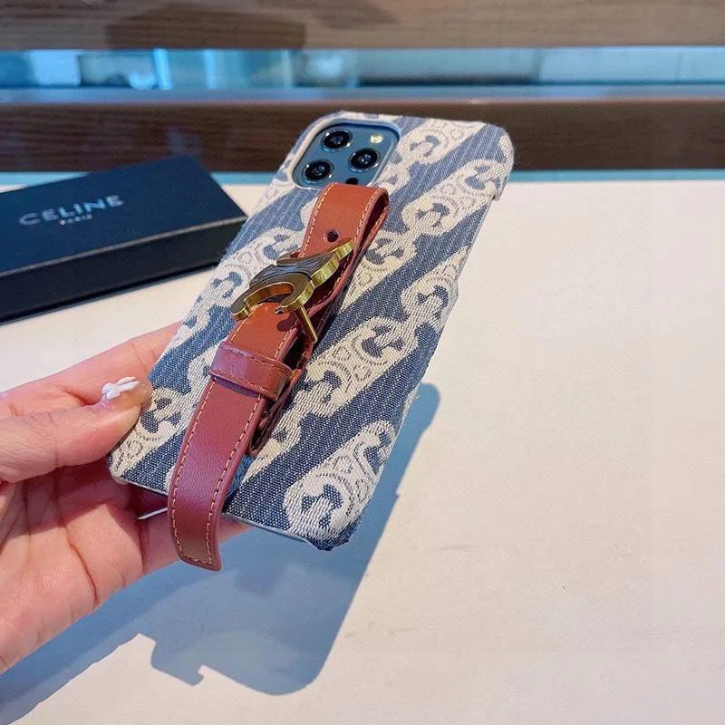 ギフトに最適♪セリーヌ☆トリオンフ iPhone12/13 pro ケース 偽物 Cey67038
