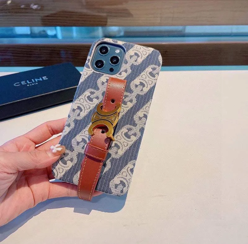 ギフトに最適♪セリーヌ☆トリオンフ iPhone12/13 pro ケース 偽物 Cey67038